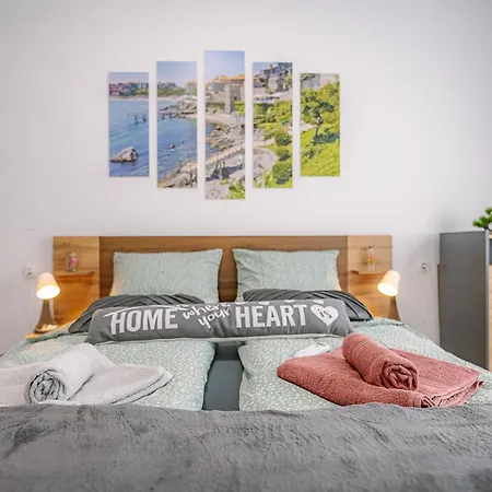 Grand Luxury Flat By Nat Stadium & Ndk Free Parking Daire